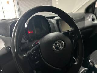 TOYOTA Aygo usata, con Autoradio