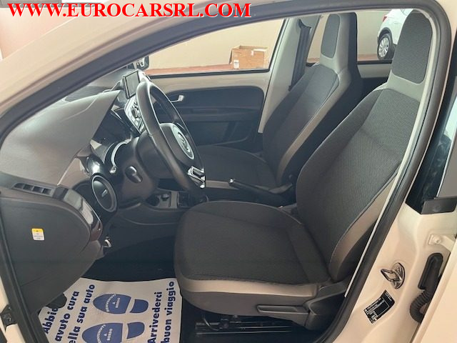 VOLKSWAGEN up! usata, con Climatizzatore