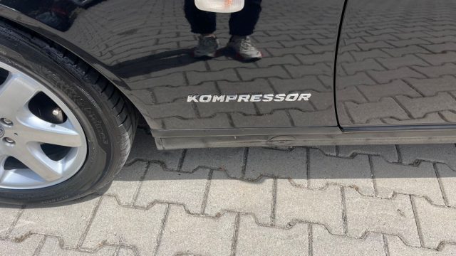 MERCEDES-BENZ SLK 200 usata, con Chiusura centralizzata