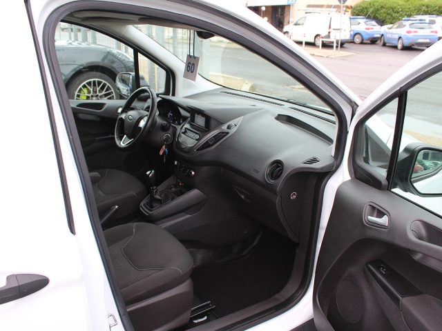FORD Transit Courier usata, con ESP