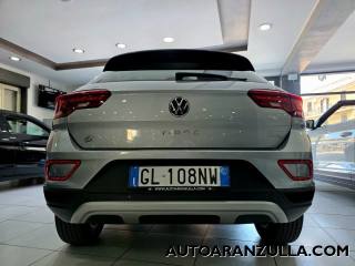 VOLKSWAGEN T-Roc usata, con Autoradio digitale