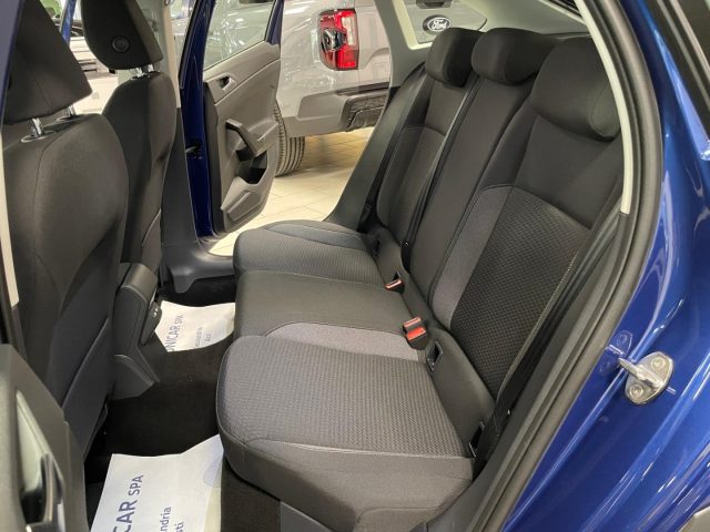 VOLKSWAGEN Taigo usata, con Bracciolo