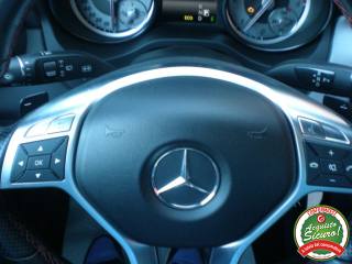 MERCEDES-BENZ GLA 220 usata 23