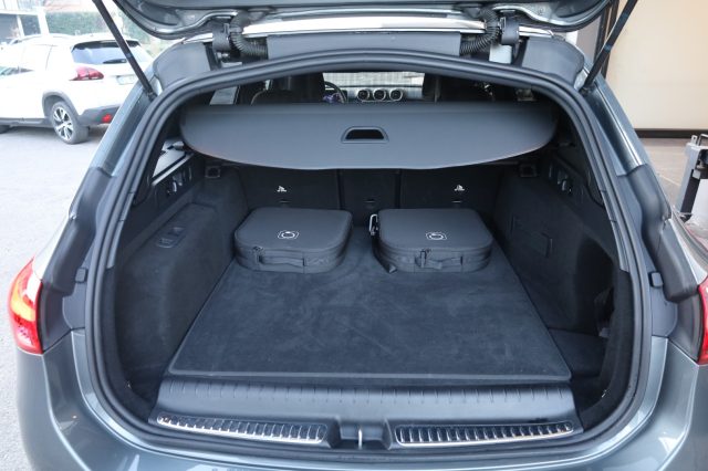 MERCEDES-BENZ C 300 usata 128