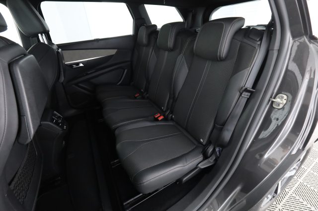 PEUGEOT 5008 usata 3