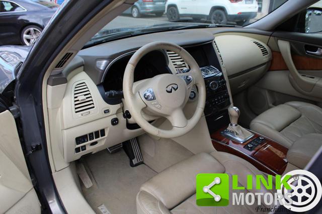 INFINITI FX37 usata, con Cerchi in lega