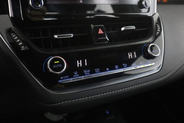 TOYOTA Corolla usata 11
