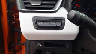 RENAULT Clio usata, con Volante multifunzione