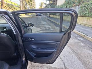 PEUGEOT 308 usata, con Airbag testa