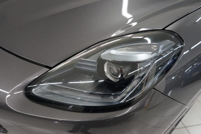 MASERATI Grecale usata, con Frenata d