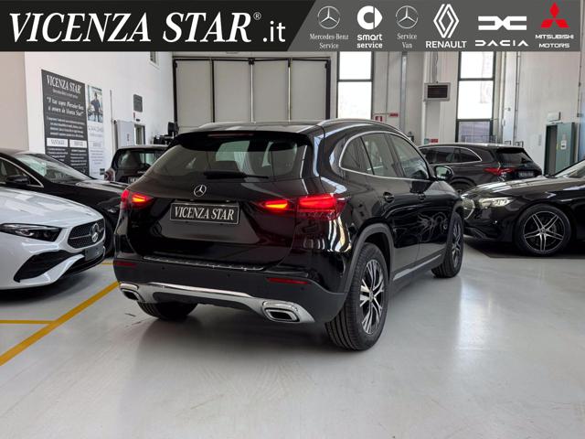 MERCEDES-BENZ GLA 180 usata, con Airbag laterali