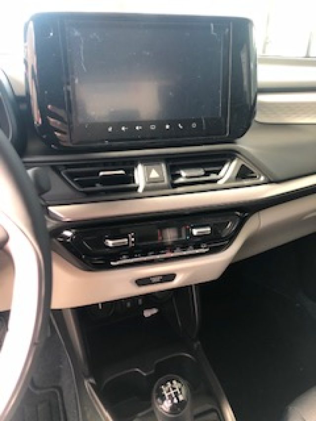 SUZUKI Swift usata, con Controllo automatico clima