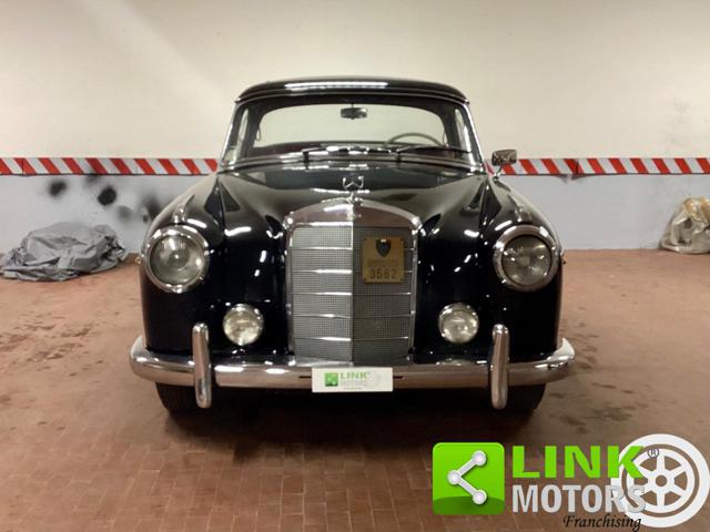 MERCEDES-BENZ 220 usata 1