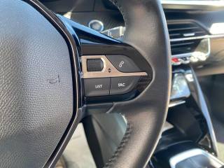 PEUGEOT 2008 usata, con Volante in pelle