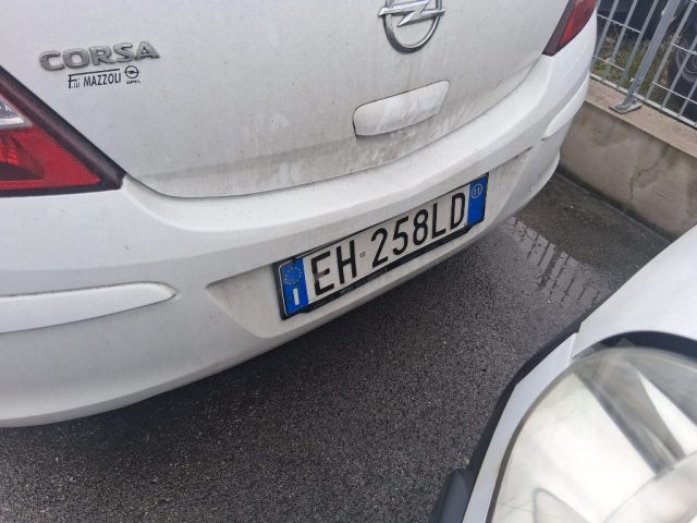OPEL Corsa usata, con Airbag Passeggero