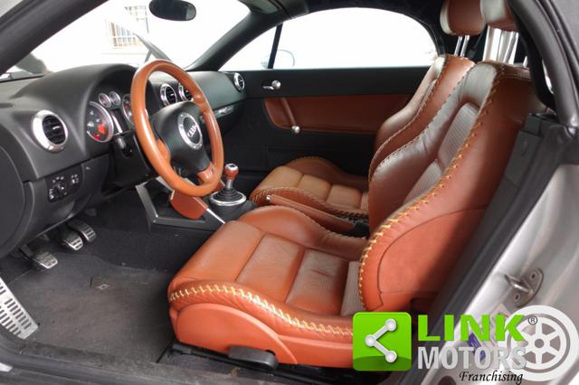 AUDI TT usata, con Autoradio