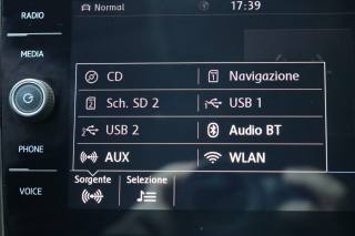 VOLKSWAGEN Tiguan usata, con Luci diurne