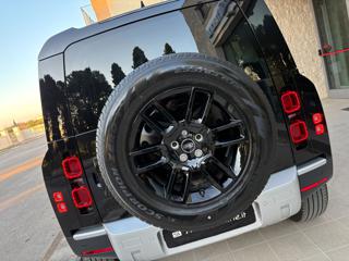 LAND ROVER Defender usata, con Monitoraggio pressione pneumatici