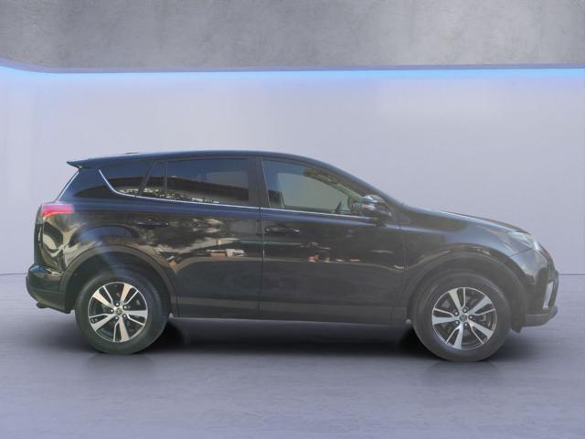 TOYOTA RAV 4 usata, con USB