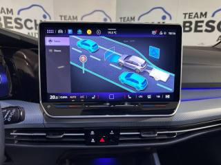 VOLKSWAGEN Golf usata, con Gancio traino