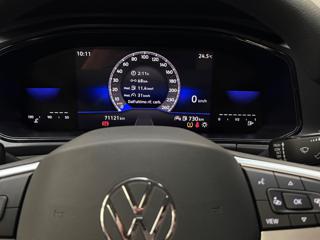 VOLKSWAGEN T-Roc usata, con USB