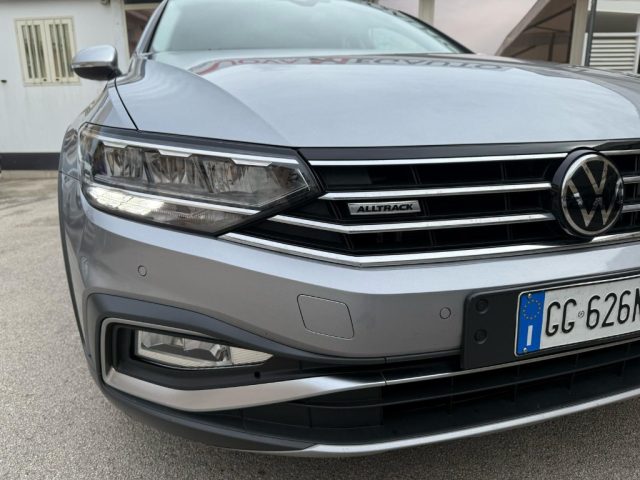 VOLKSWAGEN Passat Alltrack usata, con Fari LED