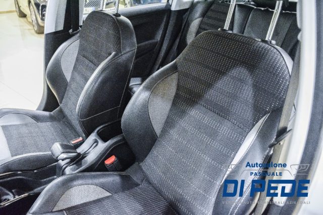 PEUGEOT 2008 usata, con Specchietti laterali elettrici