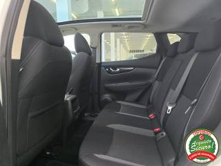 NISSAN Qashqai usata, con Controllo elettronico della corsia