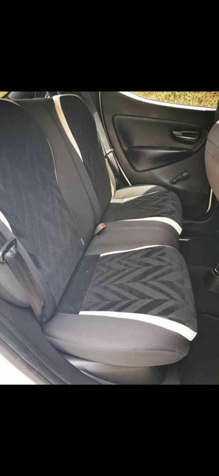 LANCIA Ypsilon usata 12