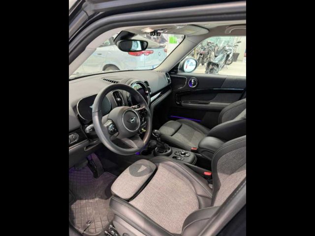 MINI Mini usata, con ESP
