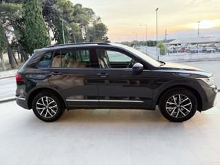 VOLKSWAGEN Tiguan usata, con Airbag Passeggero