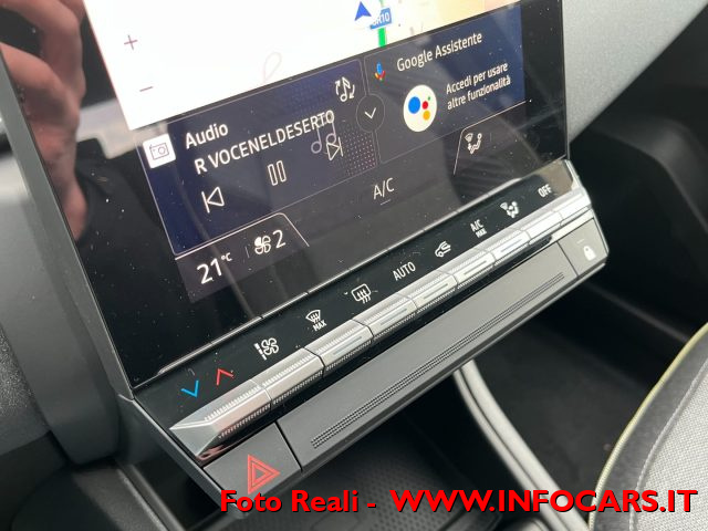 RENAULT Captur usata, con USB