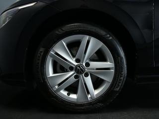 VOLKSWAGEN Golf usata, con Boardcomputer