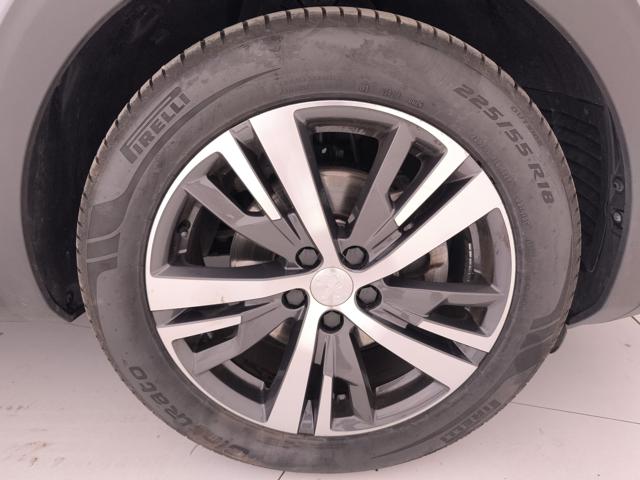 PEUGEOT 3008 usata, con Isofix