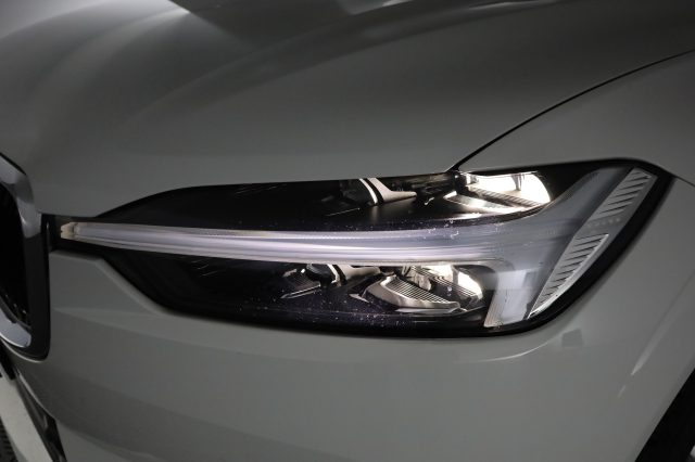 VOLVO XC60 usata 8