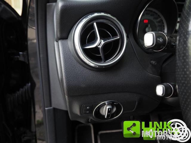 MERCEDES-BENZ GLA 200 usata 26