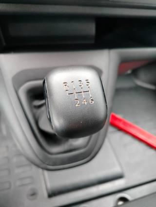OPEL Vivaro usata, con Telecamera per parcheggio assistito