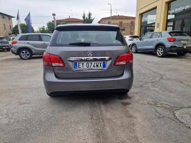 MERCEDES-BENZ B 180 usata, con Climatizzatore