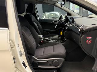 MERCEDES-BENZ B 180 usata, con Chiusura centralizzata