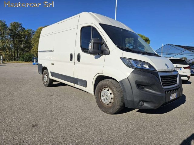 PEUGEOT Boxer usata, con Climatizzatore
