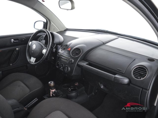VOLKSWAGEN New Beetle usata 11
