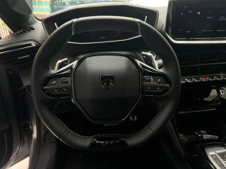 PEUGEOT 208 usata, con Isofix