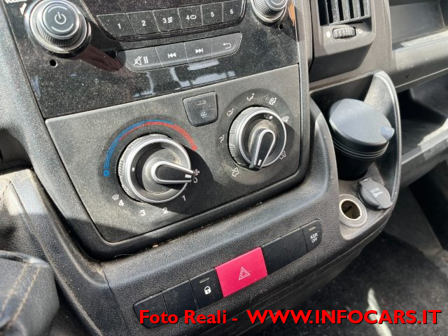PEUGEOT Boxer usata, con Vivavoce