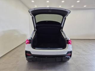 AUDI Q3 usata, con Sensori di parcheggio anteriori