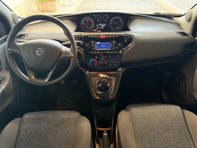 LANCIA Ypsilon usata, con Autoradio digitale