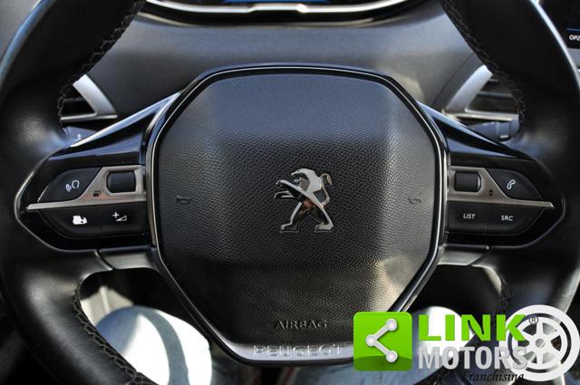 PEUGEOT 5008 usata, con Bracciolo