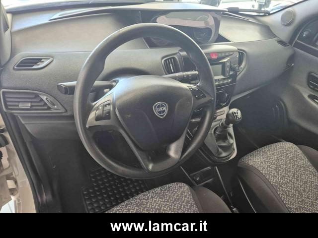 LANCIA Ypsilon usata, con Sedile posteriore sdoppiato