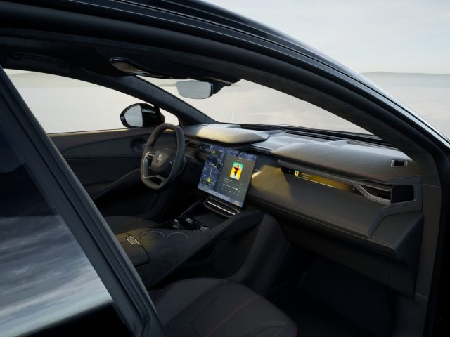 LOTUS Eletre usata, con Park Distance Control