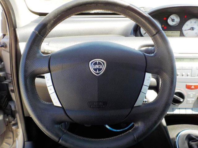 LANCIA Ypsilon usata 24