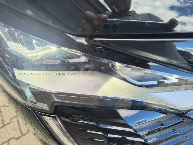 PEUGEOT 3008 usata, con Specchietti laterali elettrici